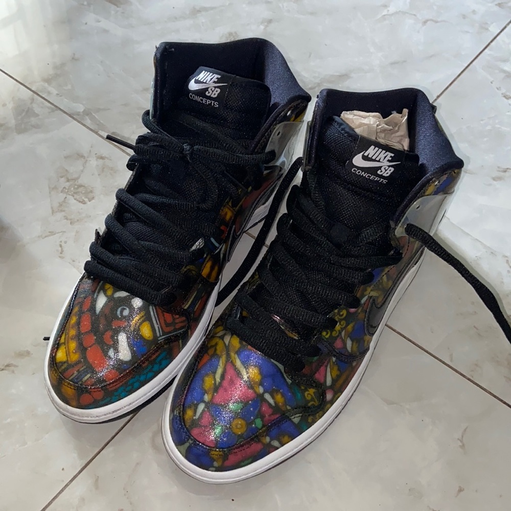 Men’s Nike dunk sneakers